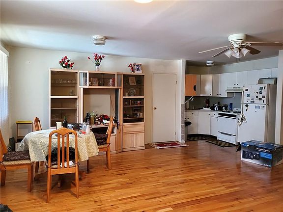 4th image of 29-42 Ocean Crest Blvd