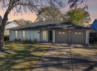 950 Buoy Rd, Houston, TX 77062