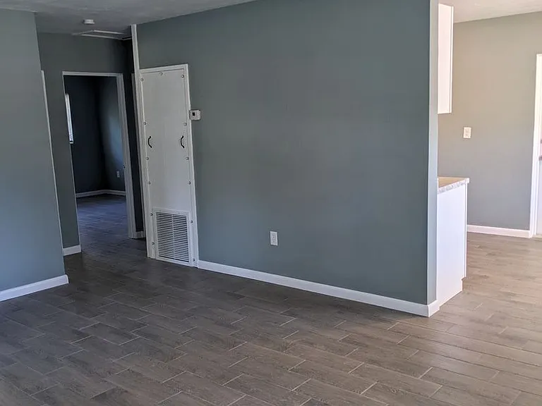 3701 Ferguson St — Photo 10