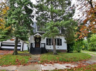 611 George Ave, Waukegan, IL 60085