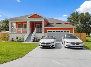 8605 Inwood Dr, Hudson, FL 34667