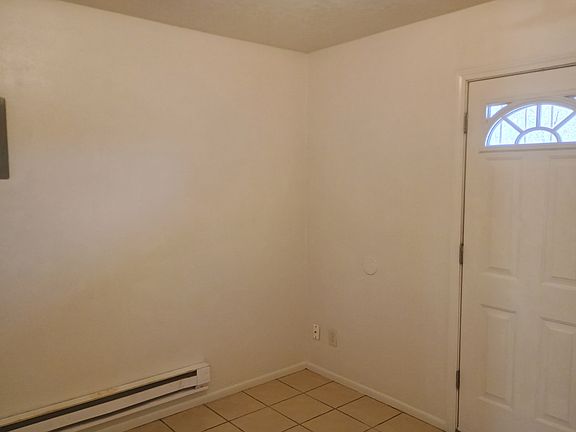 5th image of 1601 Sunshine Terrace Ave SE #F