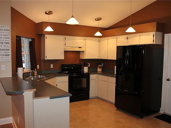 4th image of 4014 Montara Ct