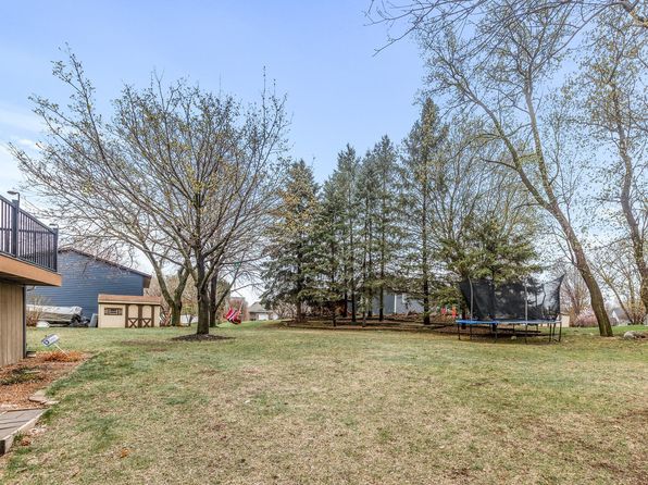 8200 Custer Trl, Inver Grove Heights, MN 55076