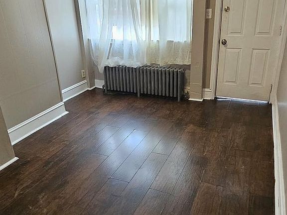 3rd image of 314 Hewitt St