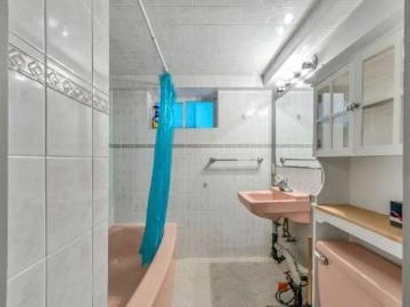 5 bedroom rental in Vancouver — photo 13