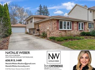 119 N Hudson St, Westmont, IL 60559