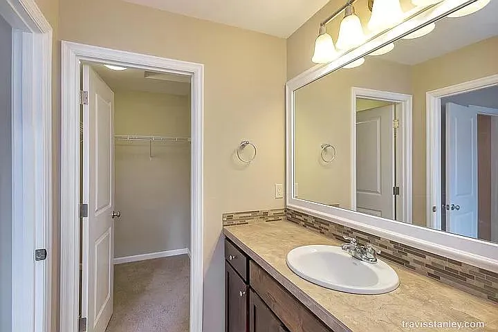 Master bedroom walk in closet