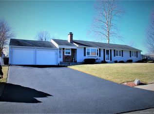 6 Buchanan Rd, Enfield, CT 06082