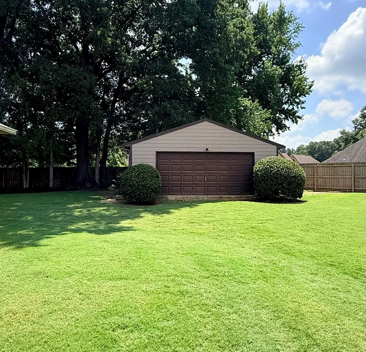 3 bed, 2041 sqft, $2,500 — Photo 4