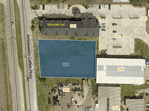 303 Ambassador Caffery Pkwy, Scott, LA 70583
