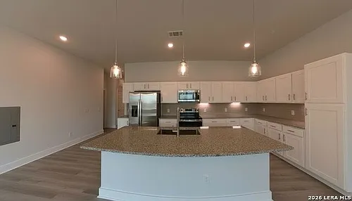 330 E Carson St #2103 Photo 1