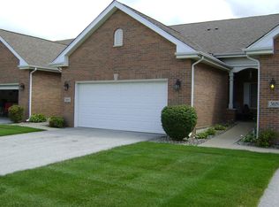 3665 193rd St, Lansing, IL 60438