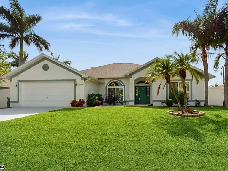 3729 Agualinda Blvd — Photo 1