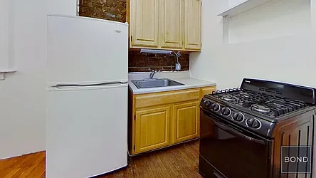 Rented by Bond New York