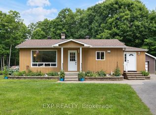 466 Wolf Grove Rd, Mississippi Mills, ON K0A 1A0