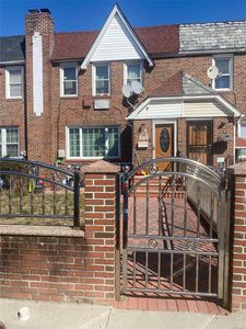 114-43 200th Street #1, Saint Albans, NY, 11412