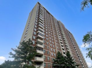205 Hilda Ave #1704, Toronto, ON M2M 4B1