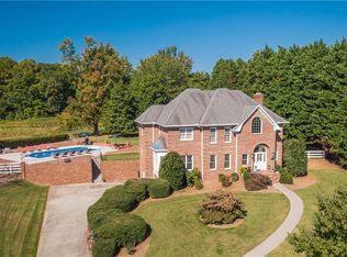 1540 Carters Grove Rd, Clemmons, NC 27012