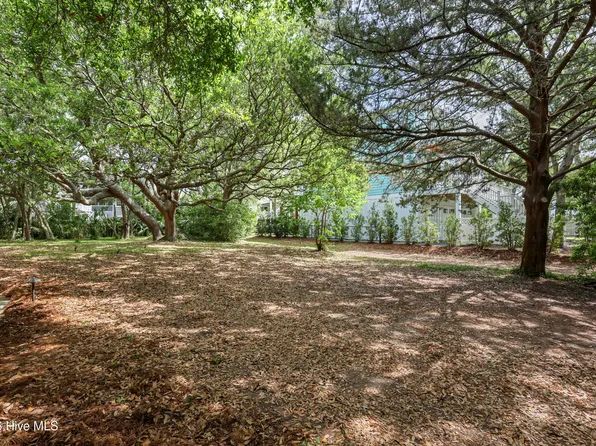 214 Assembly Way Avenue, Kure Beach, NC 28449