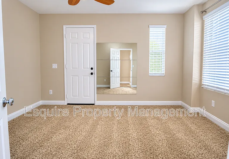 2337 Chapel Dr #9 — Photo 14