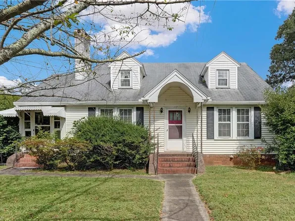 117 Church St S, Stoneville, NC 27048