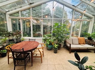 5707 SW Gillcrest Ct, Portland, OR 97221