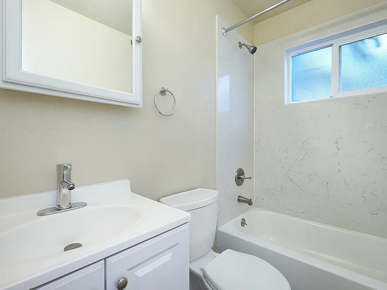 Pruneridge C10 bath (1)