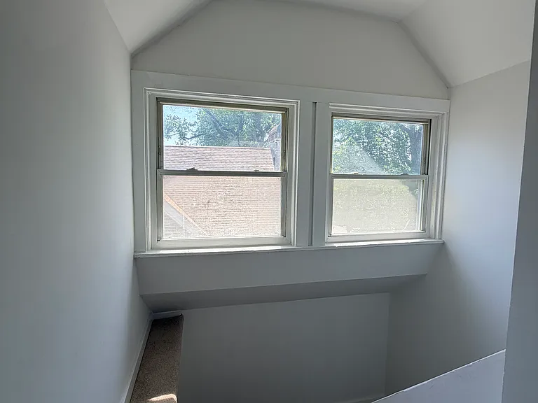 123 Bryn Mawr Ave — Photo 40