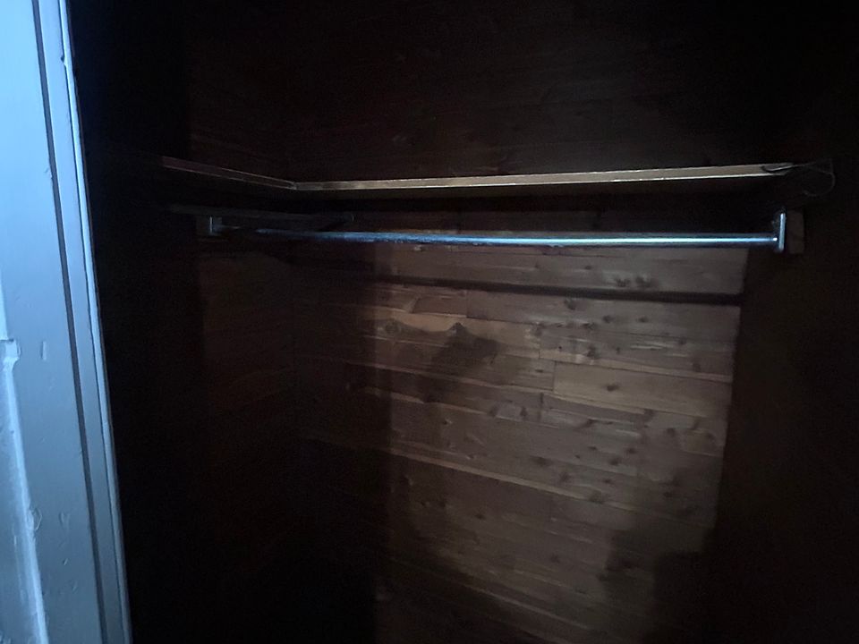 1st image of 13 Winfield Ave Floor 1