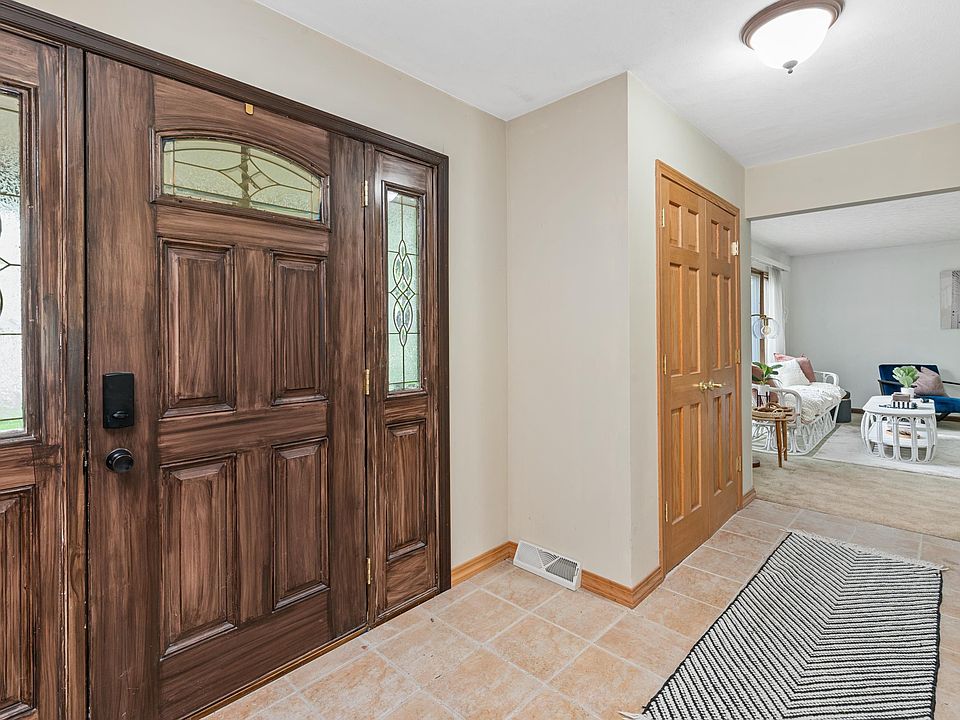 52 Longview Dr, Geneseo, IL 61254 Zillow