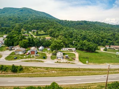 100 Southside Dr, Pearisburg, VA, 24134