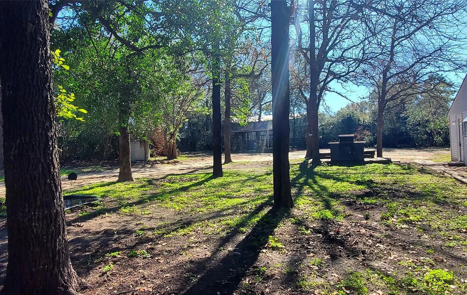 4 bed, 2.0 bath, 1856 sqft, $1,650 — Photo 4