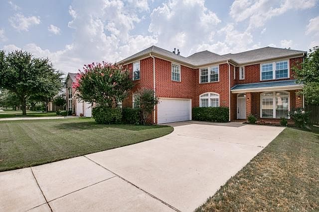 1st image of 6931 Briarwood Dr