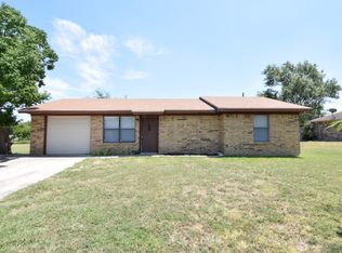 305 Skyview Cir, Troy, TX 76579