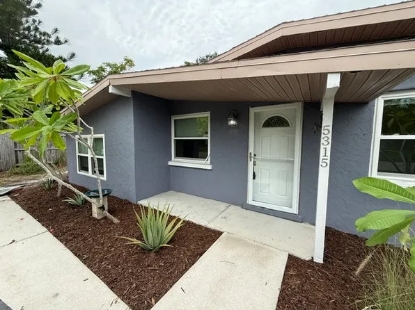 5315 Mesa Way, Sarasota, FL 34233