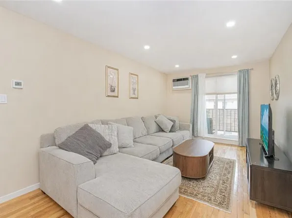 9729 4th Ave APT 3C, Brooklyn, NY 11209