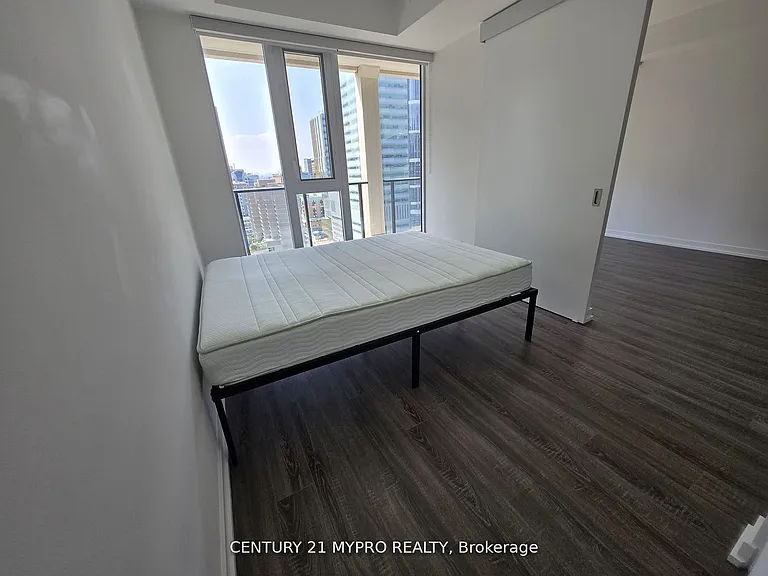 20 Edward St #1714 — Photo 9