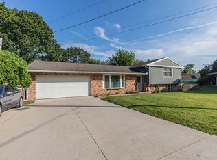 650 Erickson Dr E, Princeton, IL 61356