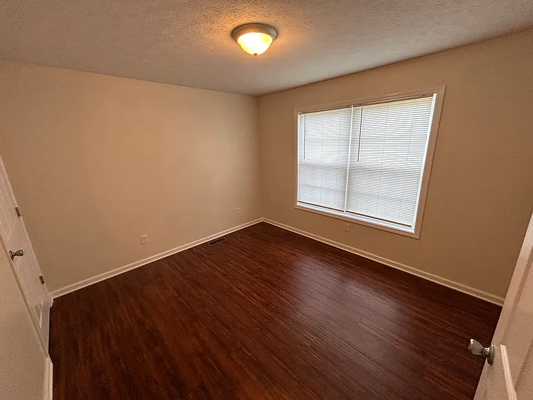 2701 Bowling Green Rd #2701 — Photo 10