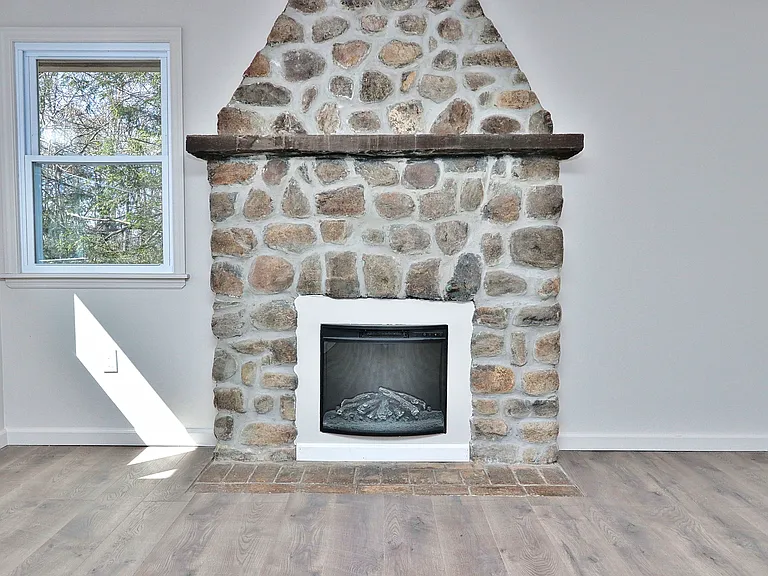 75 Nolans Point Rd — Photo 3