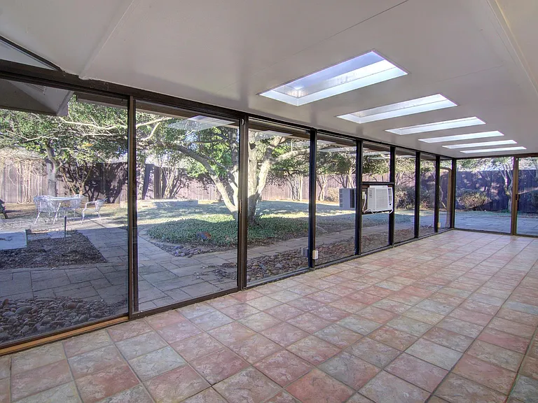 3763 Vinecrest Dr — Photo 12