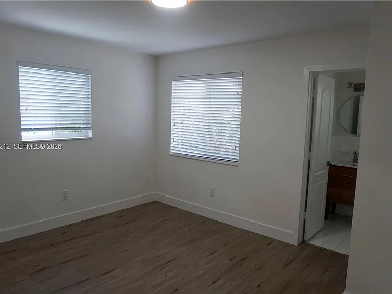 11043 SW 79th Ave #0 — Photo 10