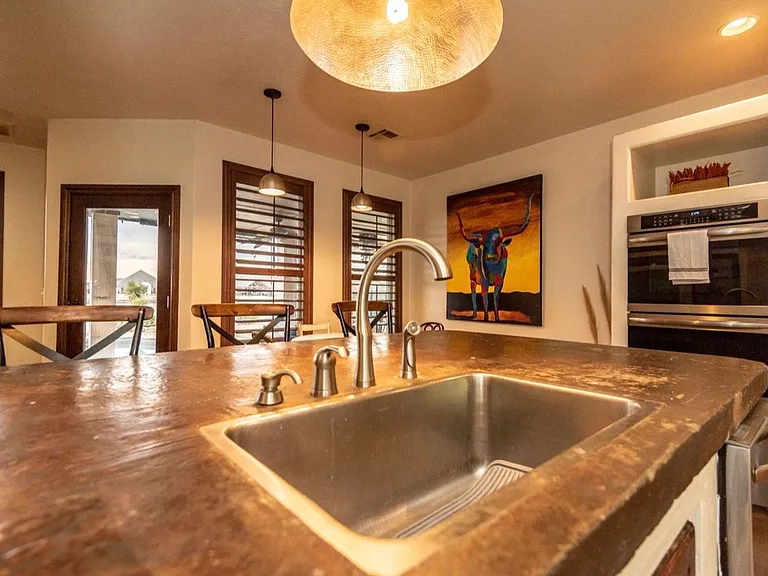 7623 Wyatt Lake Dr — Photo 20