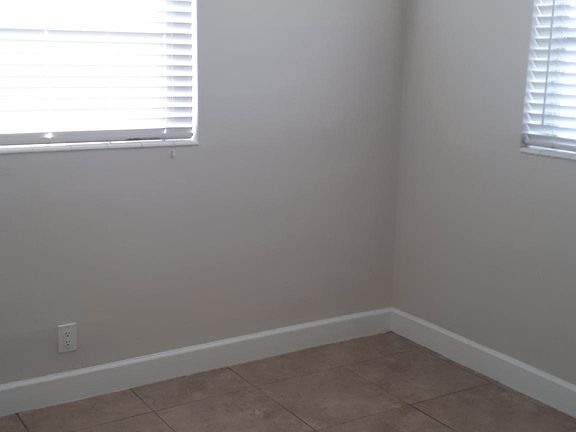3rd image of 1700 NE 62nd St #1