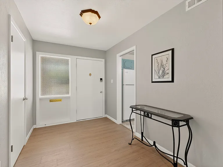 4707 Marquette Ave NE — Photo 6