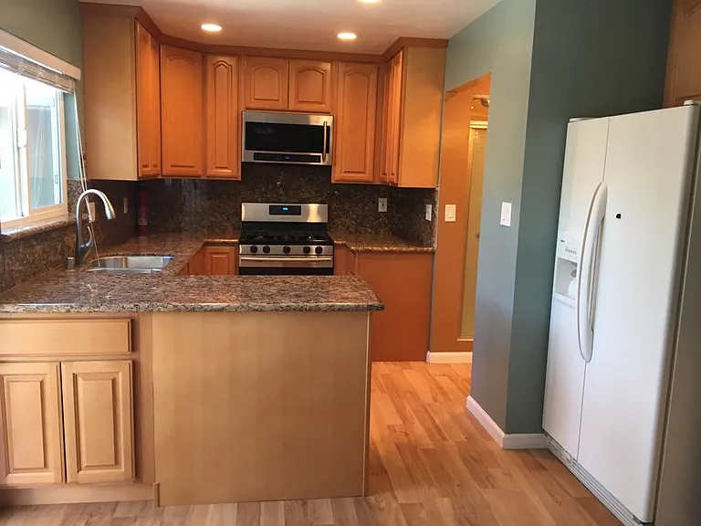 4501 Guiso Cmn — Photo 2