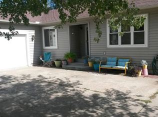 2642 SE 30th St, Topeka, KS 66605