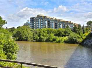 2511 Lakeshore Rd W #805, Oakville, ON