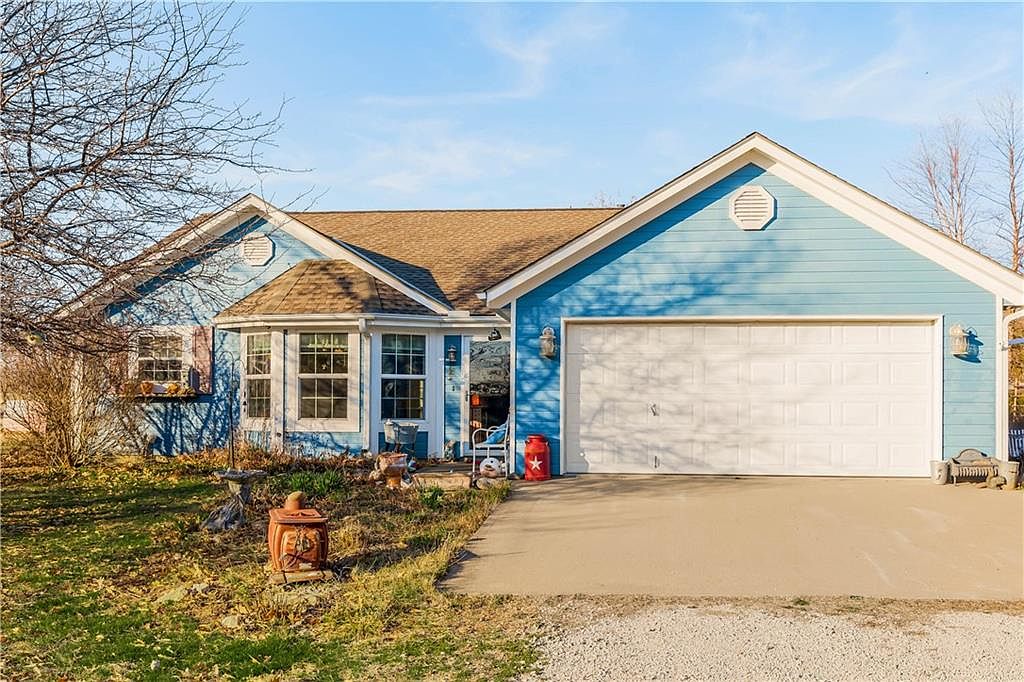 12221 S Faulkenberry Rd, Lone Jack, MO 64070 Zillow